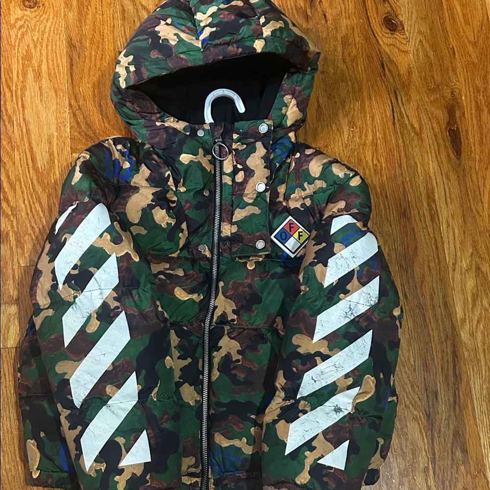 Off-White Kids Camouflage Puffer Jacket - Picture 3 of 8